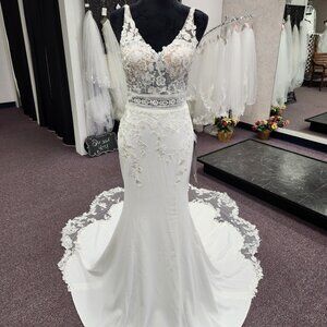 Private Label Bridal Gown Cora Lee Size 6 Ivory Crepe/Lace Wedding Dress